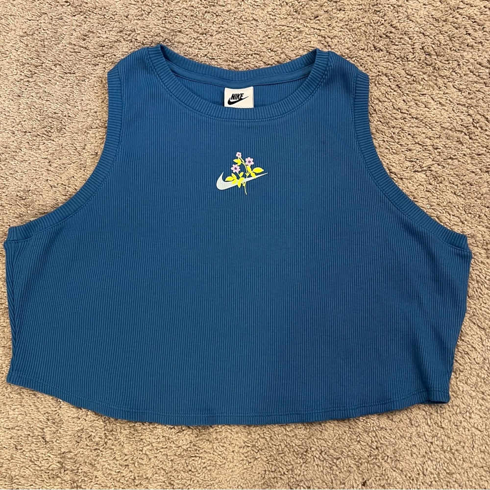 Nike Cropped Ribbed Tank - Picture 2 of 6